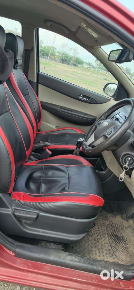 Hyundai I20 Sportz 1.4 Crdi, 2014, Diesel