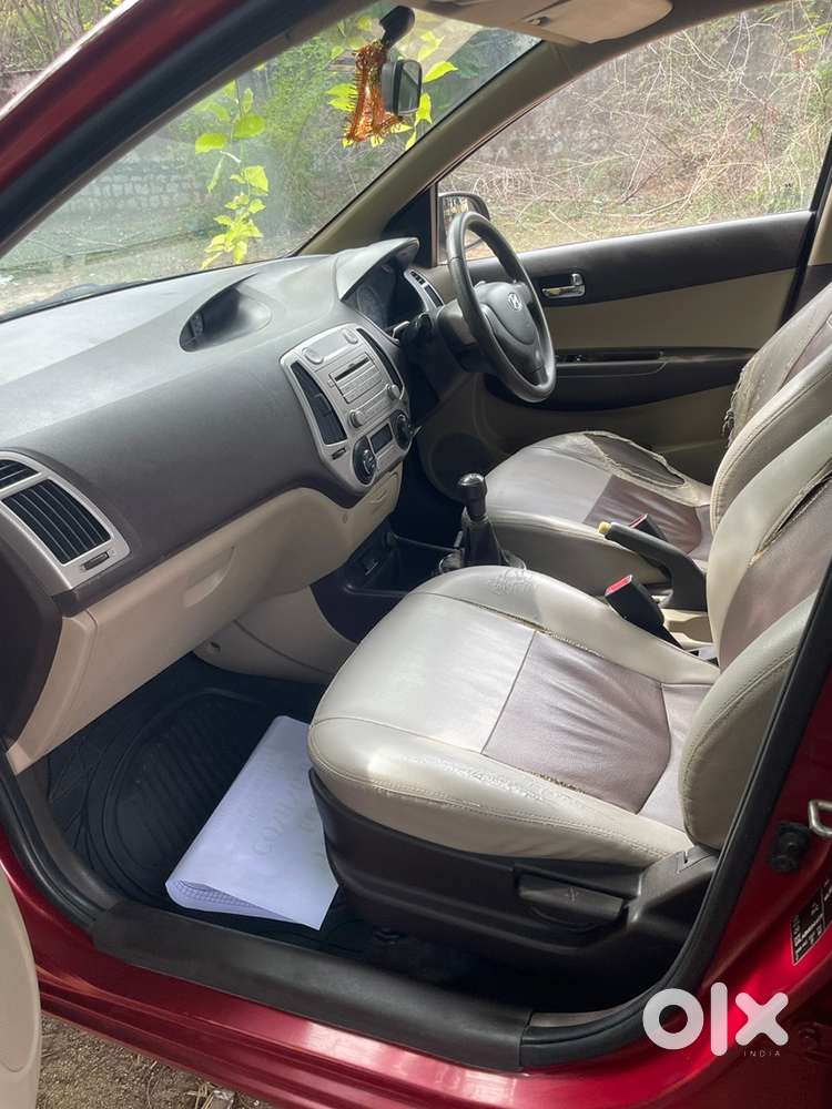 Hyundai I20 Magna 2011 Car