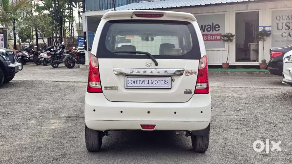 Maruti Suzuki Wagon R 1.0 Vxi Amt, 2017, Petrol