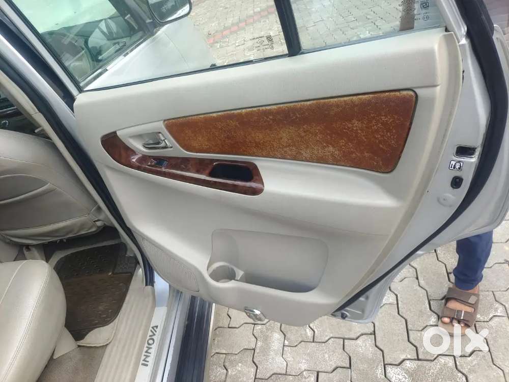 Innova V 2013