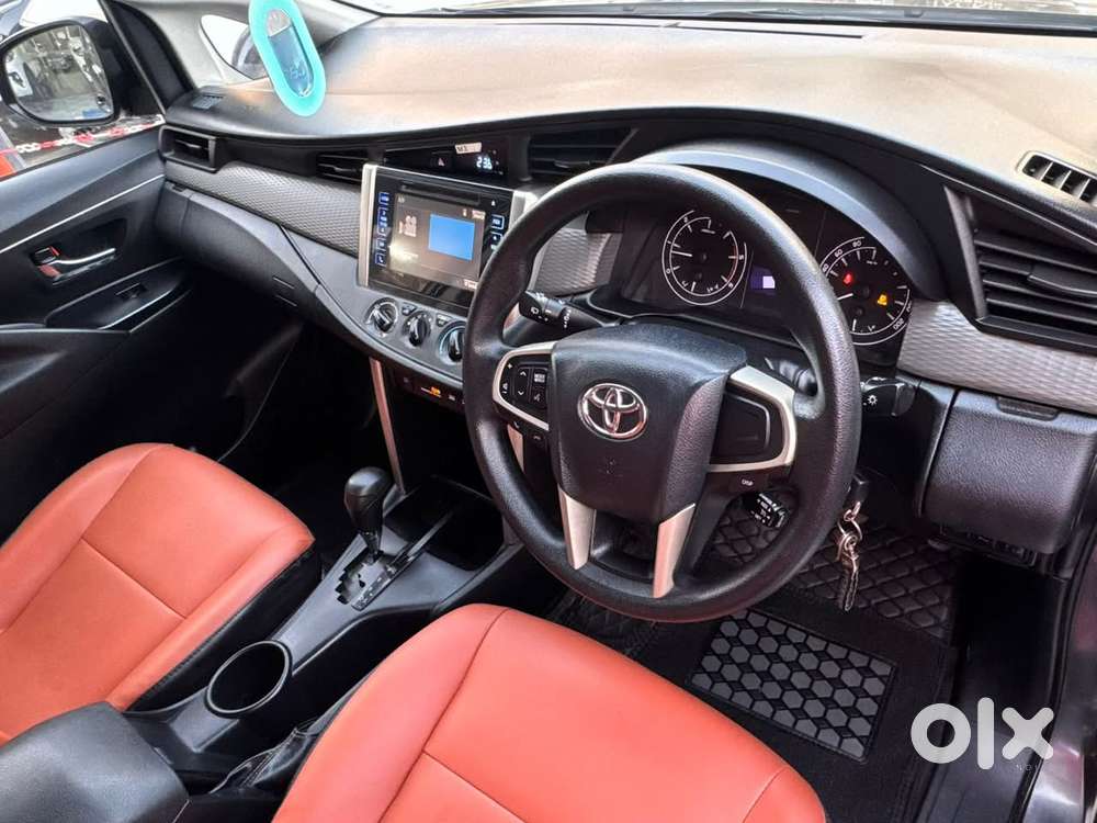 Toyota Innova Crysta [2020-ongoing] 2.4 Gx At 8 Str, 2020, Diesel