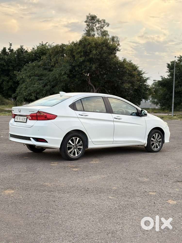 Honda City V Mt Exclusive, 2020, Petrol