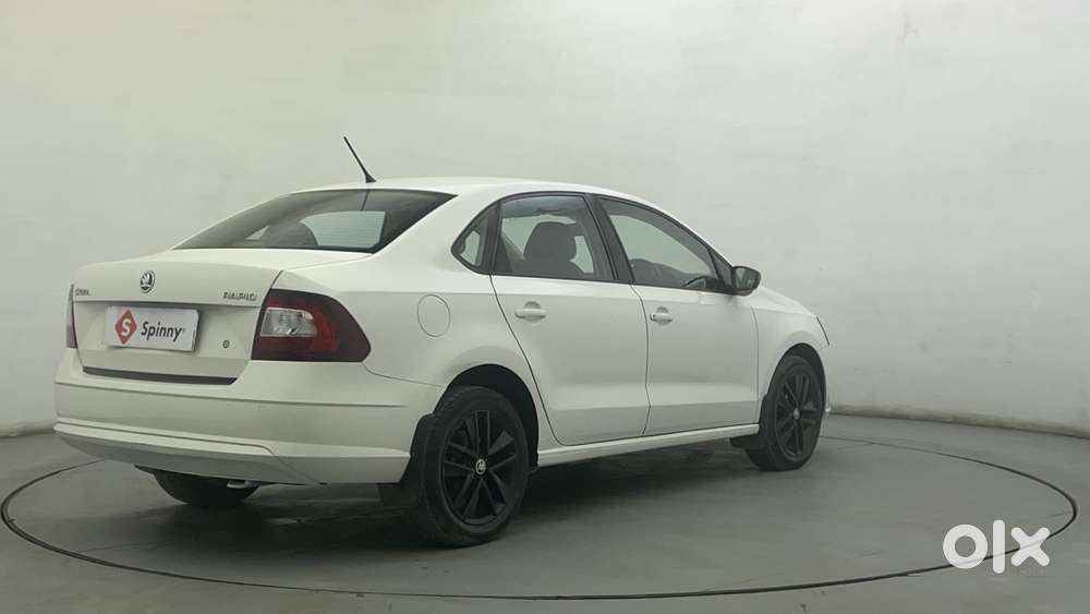 Skoda Rapid 1.0 Ambition Tsi, 2021, Petrol