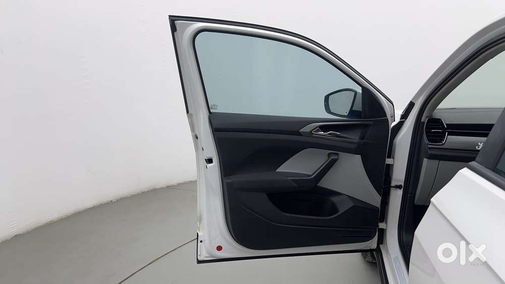 Skoda Kushaq 1.0 Tsi Ambition, 2023, Petrol