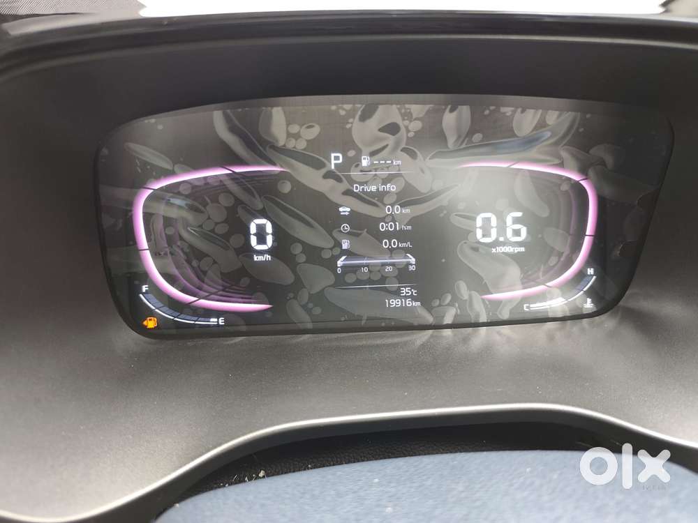 Kia Carens 1.5 Luxury Plus Turbo 7 Str, 2022, Petrol