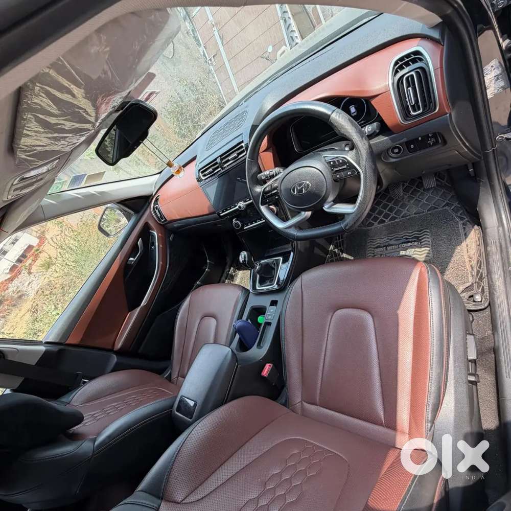 Hyundai Alcazar 1.5 Petrol Platinum Single Owner Manual 61780km