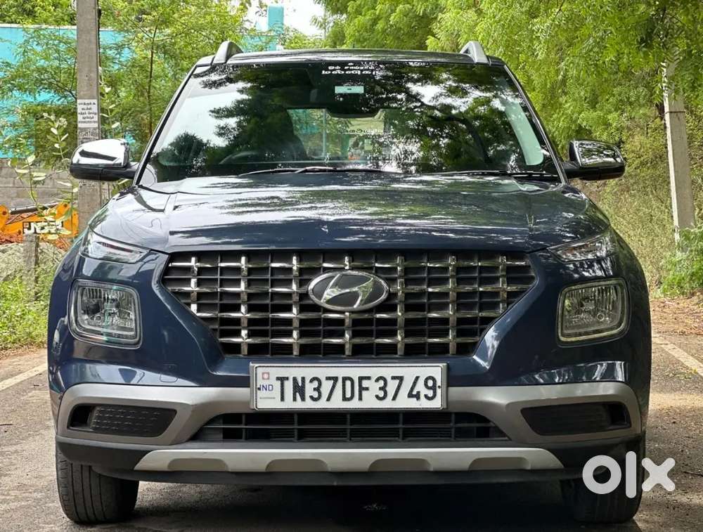 Hyundai New Venue 2019 Petrol 42000 Km Driven