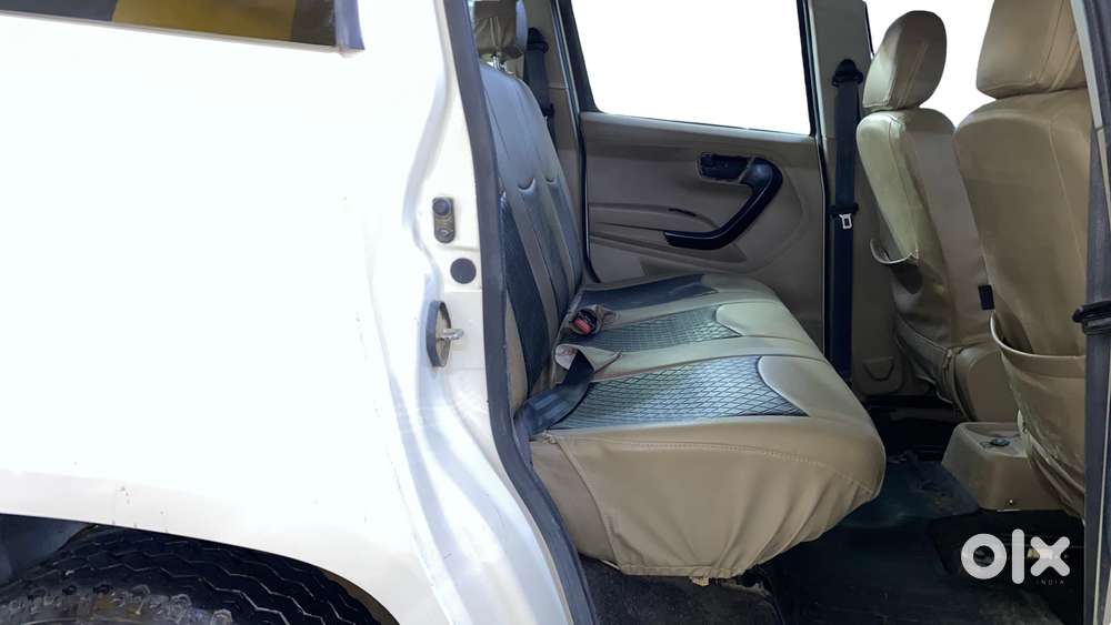 Mahindra Tuv 300 T6 Plus, 2018, Diesel