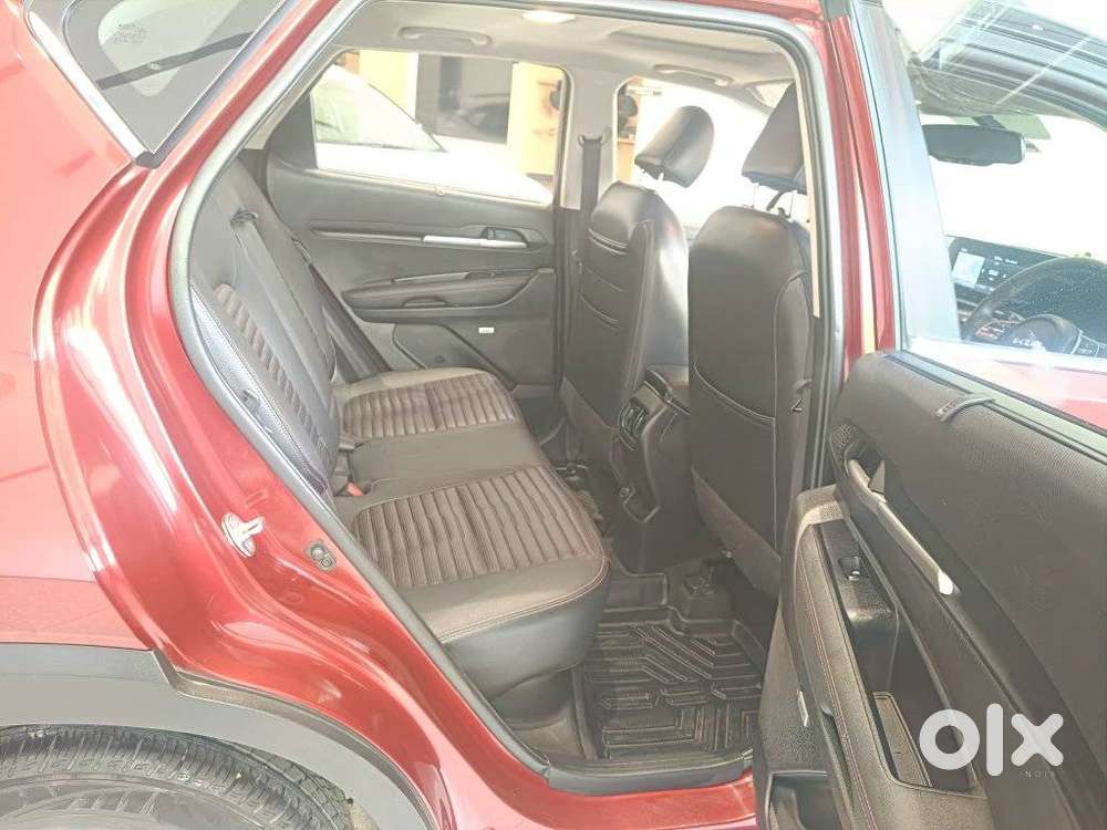 Kia Sonet Gtx Plus Dct, 2022, Petrol