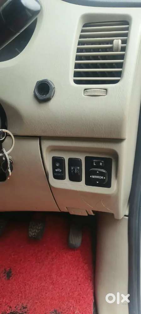 Toyota Innova 2.5 G 2012