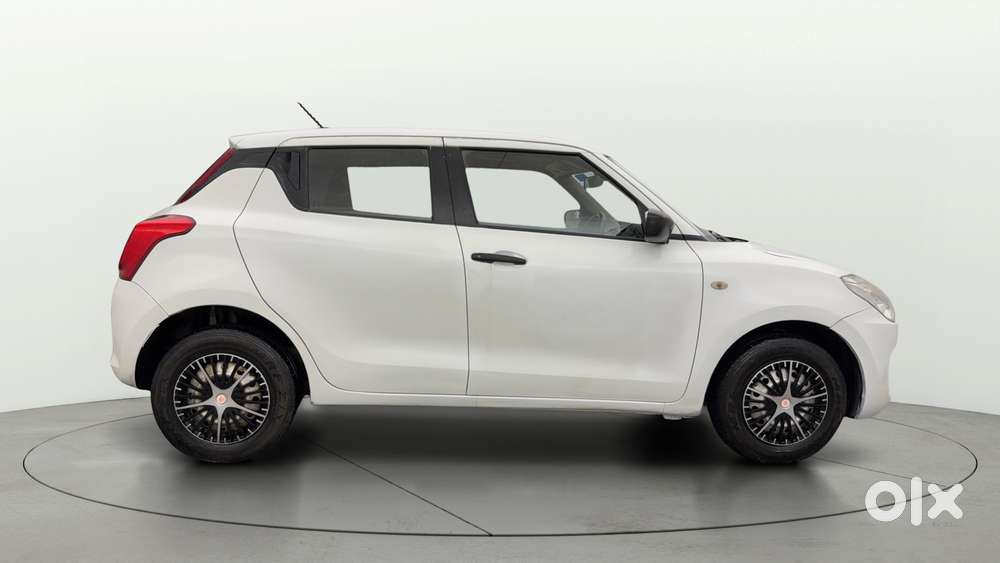 Maruti Suzuki Swift Lxi, 2019, Petrol