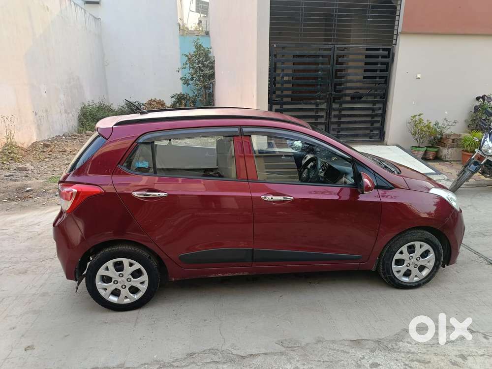 Hyundai Grand I10 2013-2016 Sportz, 2014, Petrol