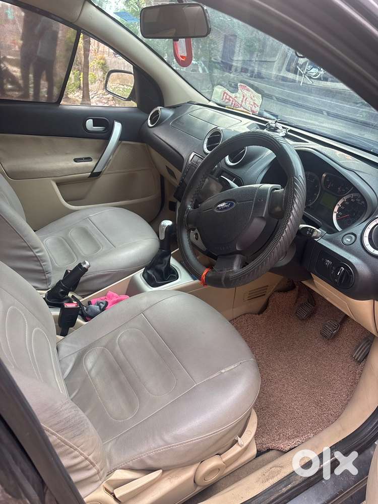 Ford Fiesta 1.6 Exi 2015