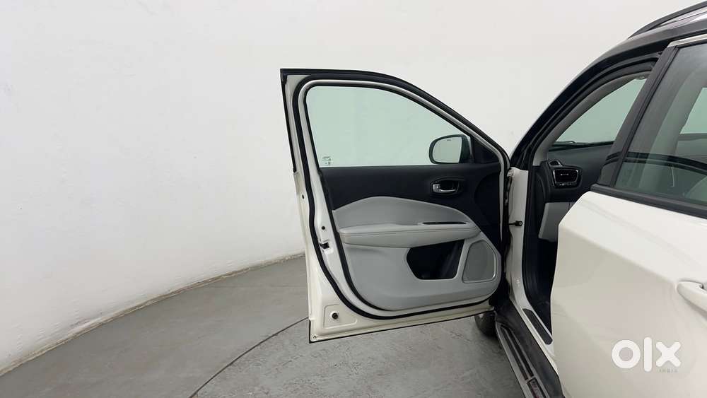 Jeep Compass 2.0 Limited Plus 4x4, 2019, Petrol