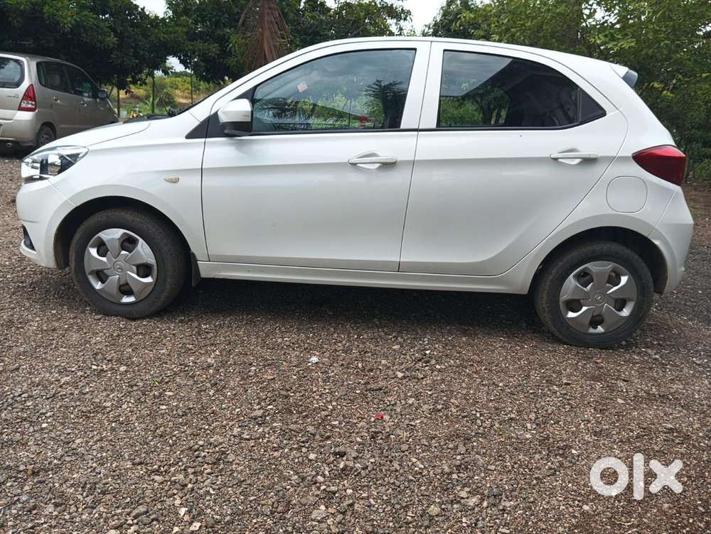 Tata Tiago Petrol 2018