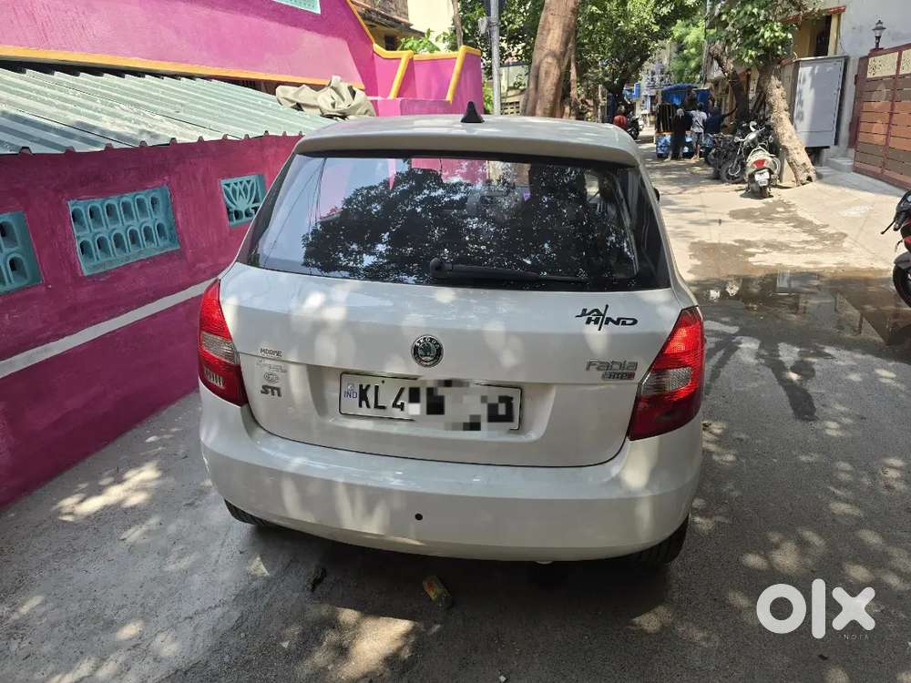 Skoda Fabia 2010 Petrol 42000 Km Driven