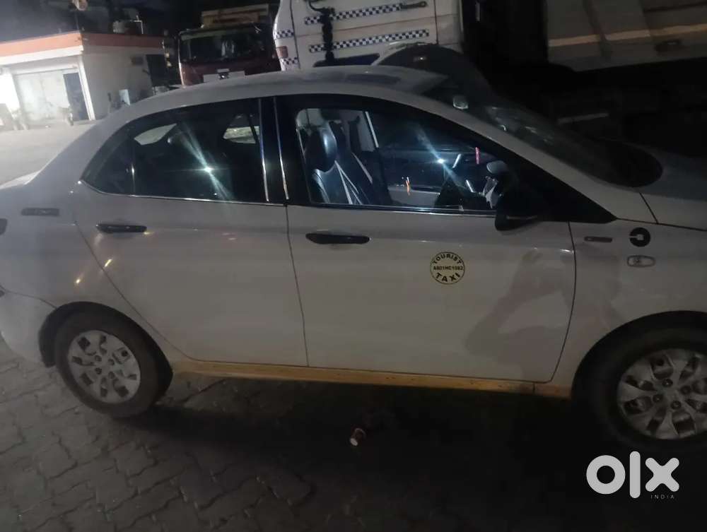 Hyundai Xcent 2017 Diesel 270000 Km Driven