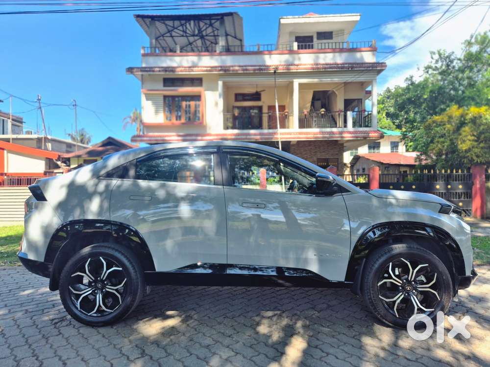 Tata Curvv Creative Plus S 1.2 Revotron Petrol 7dca, 2025, Petrol