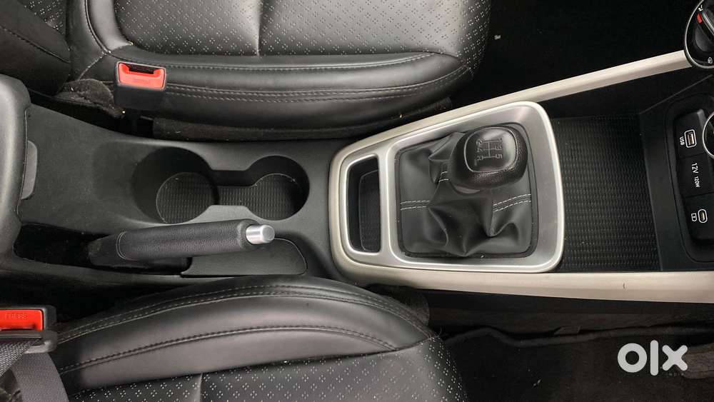 Hyundai Venue 1.2 S (o), 2025, Petrol