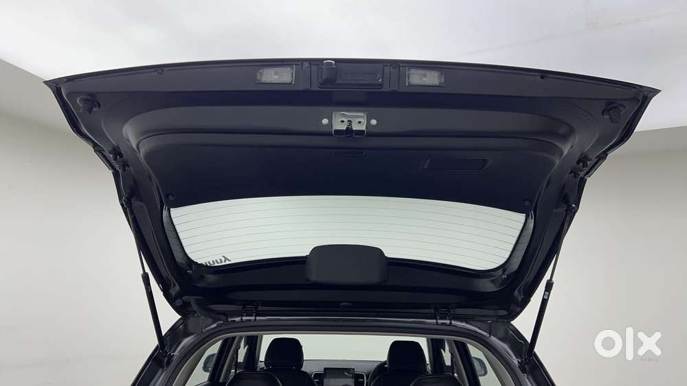Hyundai Venue 1.2 S (o), 2023, Petrol