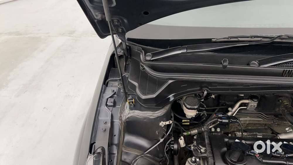 Hyundai I20 Asta (o) 1.2 Ivt, 2023, Petrol