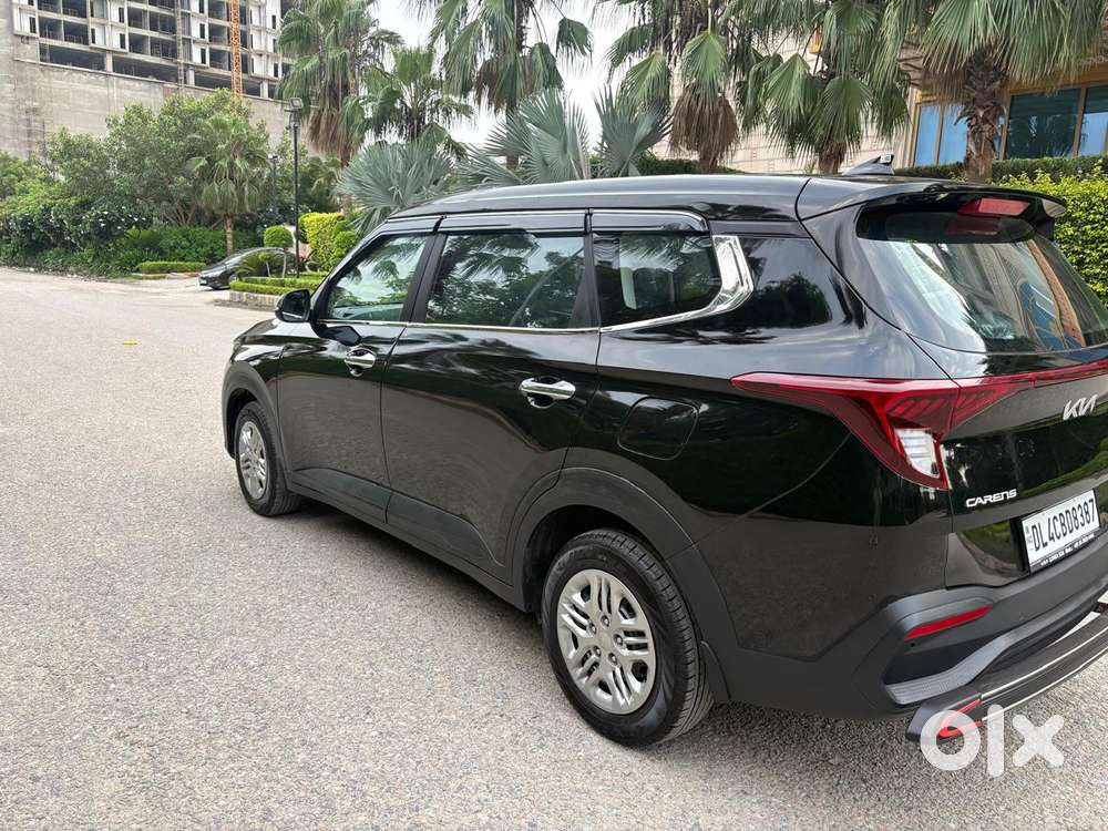 Kia Carens D1.5 6mt Premium 07, 2024, Petrol