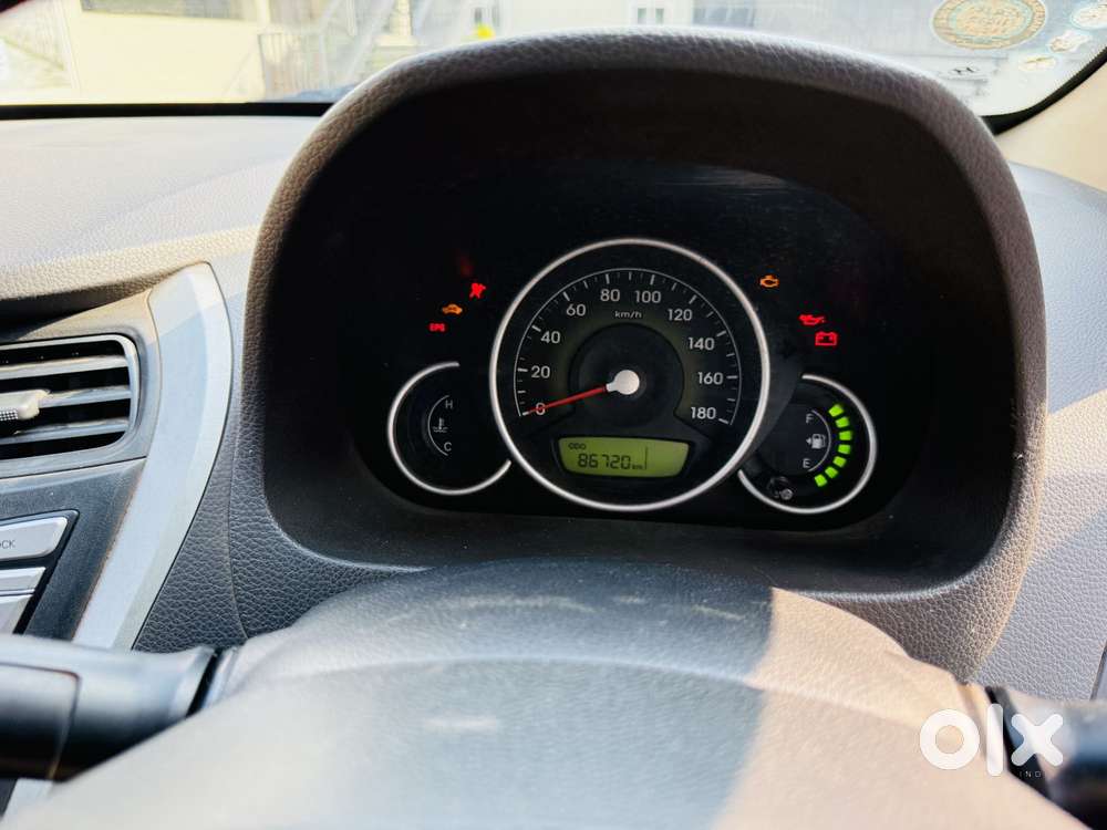 Hyundai Eon Sportz, 2011, Petrol