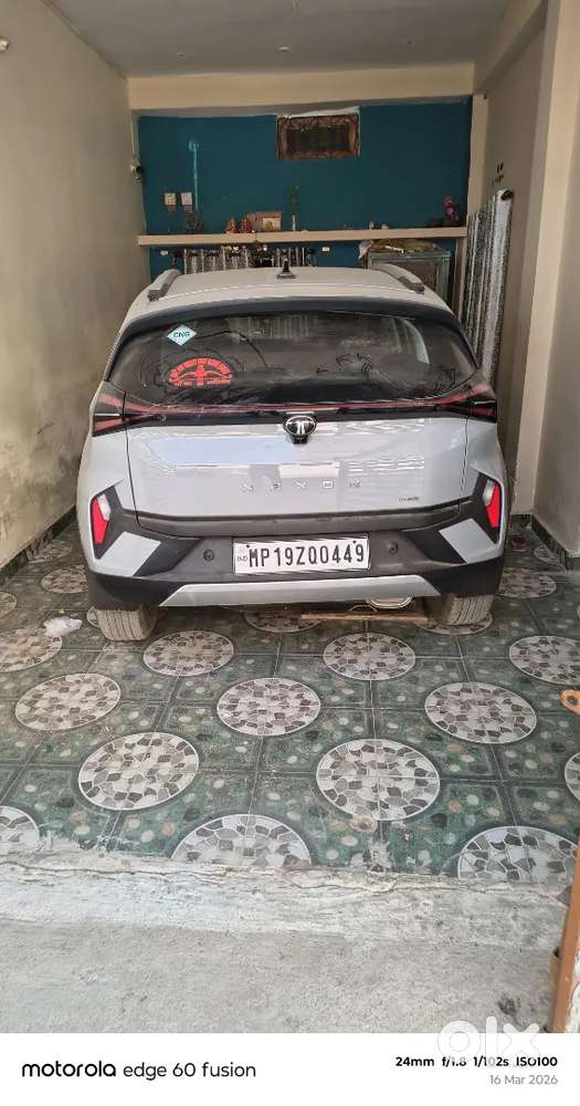 Tata Nexon 2025 Cng & Hybrids Well Maintained