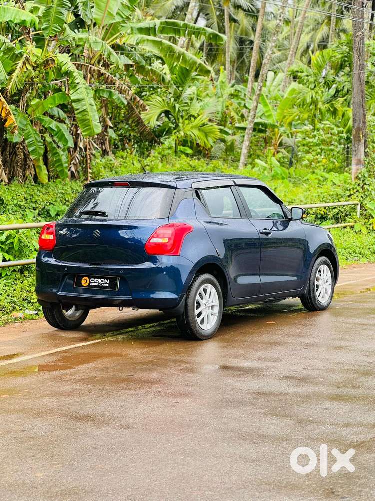 Maruti Suzuki Swift Vvt Zxi, 2022, Petrol