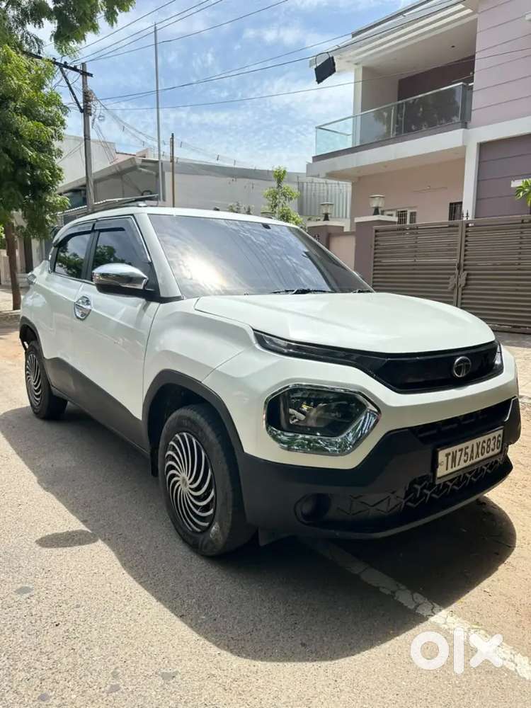 Tata Punch Rhythm 2023 Petrol