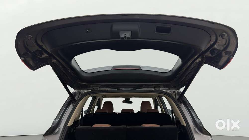 Mg Hector Plus Sharp Pro 1.5 Turbo Petrol Cvt 7 Str, 2024, Petrol