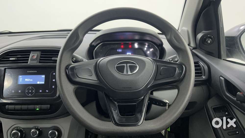Tata Tiago 1.2 Revotron Xm Cng, 2024, Cng & Hybrids