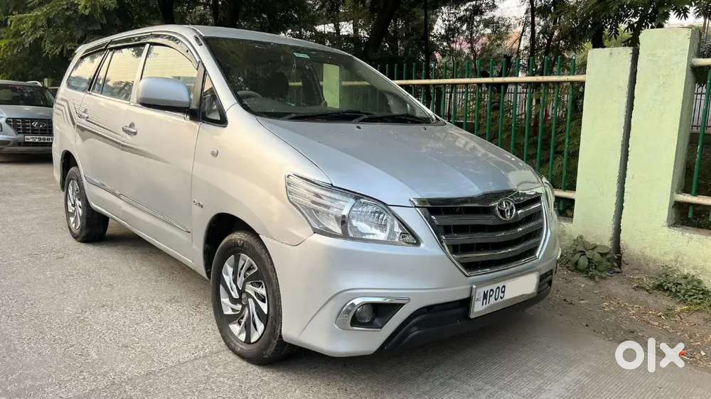 Toyota Innova Crysta 2009