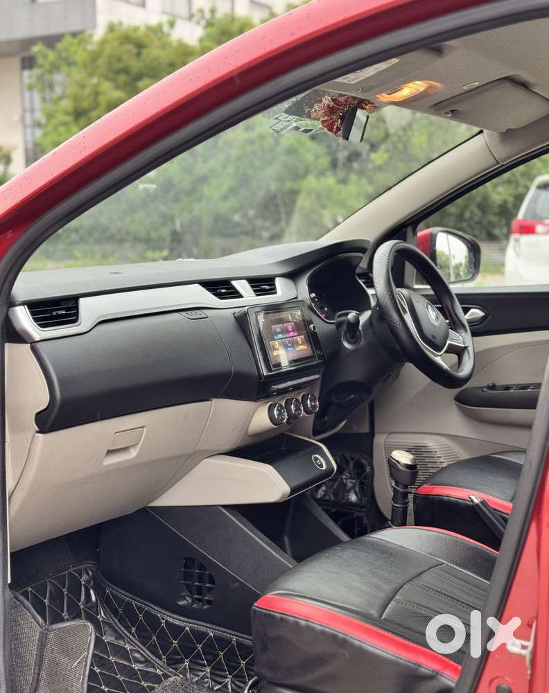 Renault Triber Rxz, 2019, Petrol