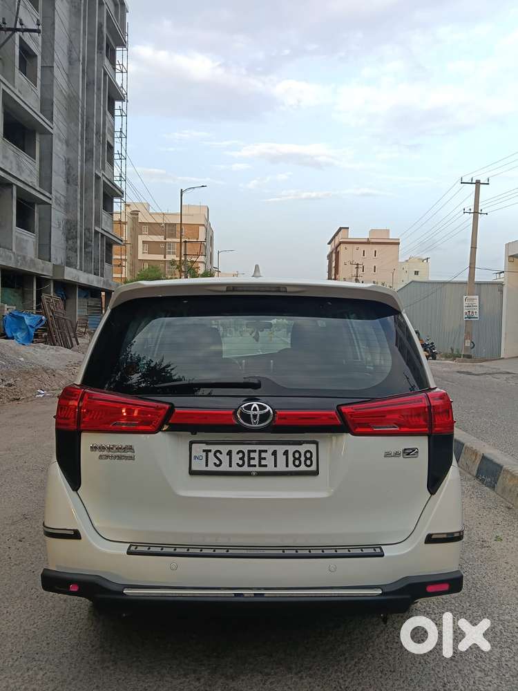 Toyota Innova Crysta 2.8z Automatic, 2016, Diesel