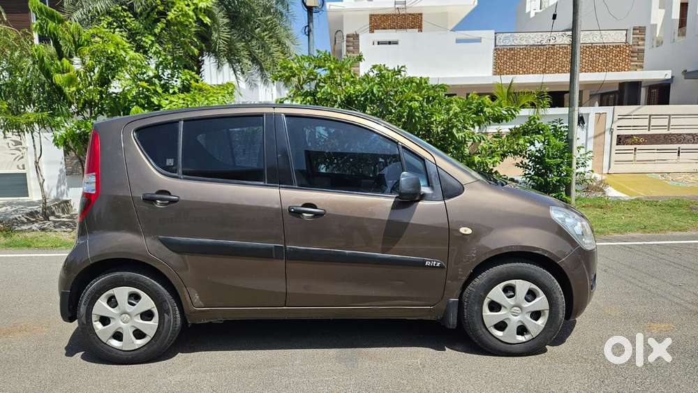 Maruti Suzuki Ritz Vxi, 2009, Petrol
