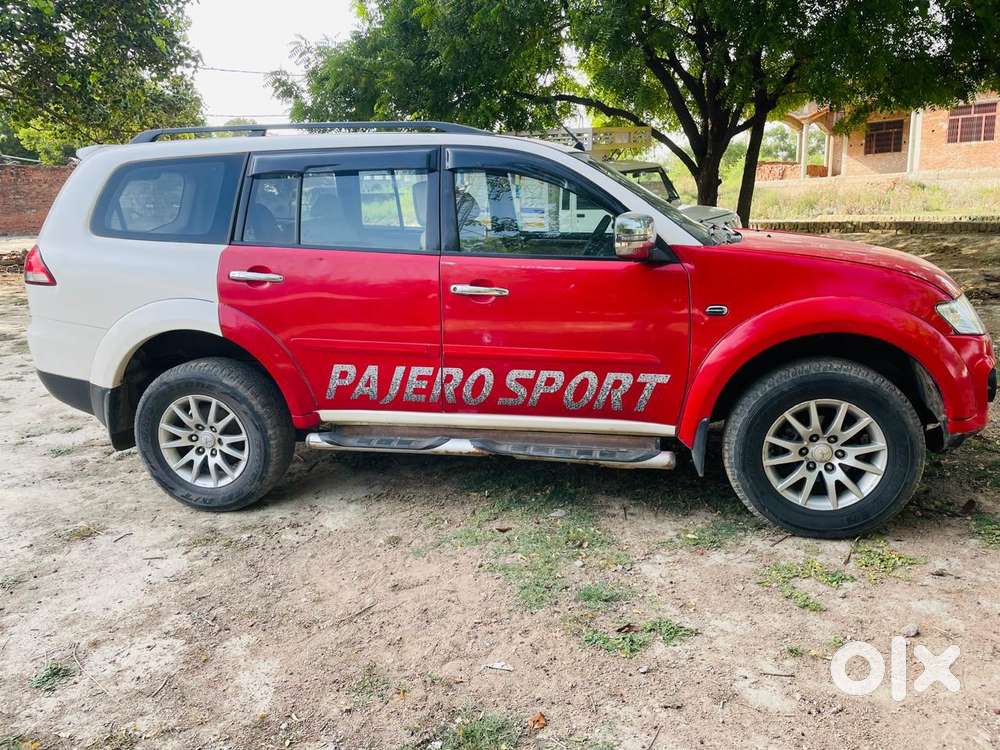 Mitsubishi Pajero Sport 4x4 At, 2015, Petrol