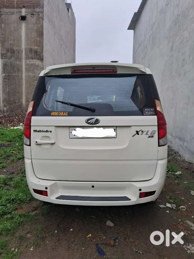 Mahindra Xylo Diesel 2012 Car Full Loaded