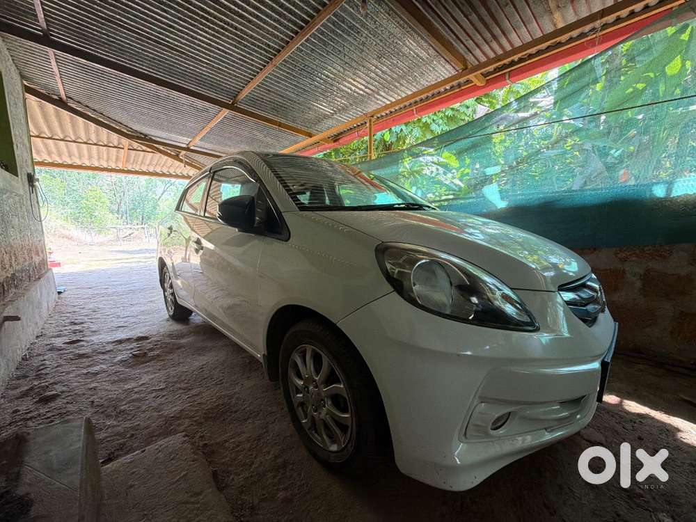 Showroom Serviced Honda Amaze