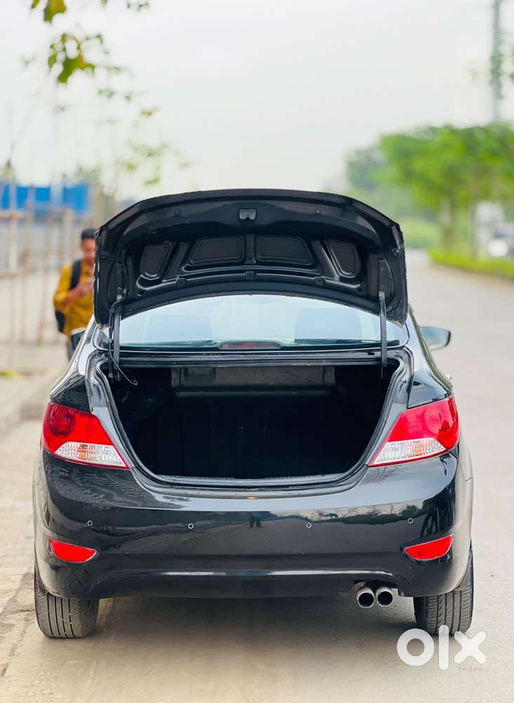 Hyundai Verna Crdi 1.6 At Sx Option, 2015, Diesel