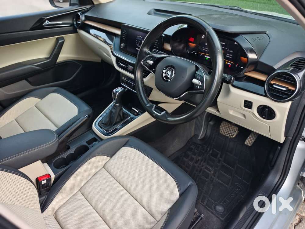 Skoda Slavia, 2022, Petrol