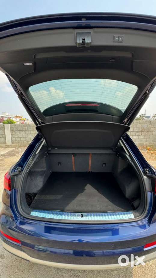 Audi Q3 40 Tfsi Premium, 2024, Petrol