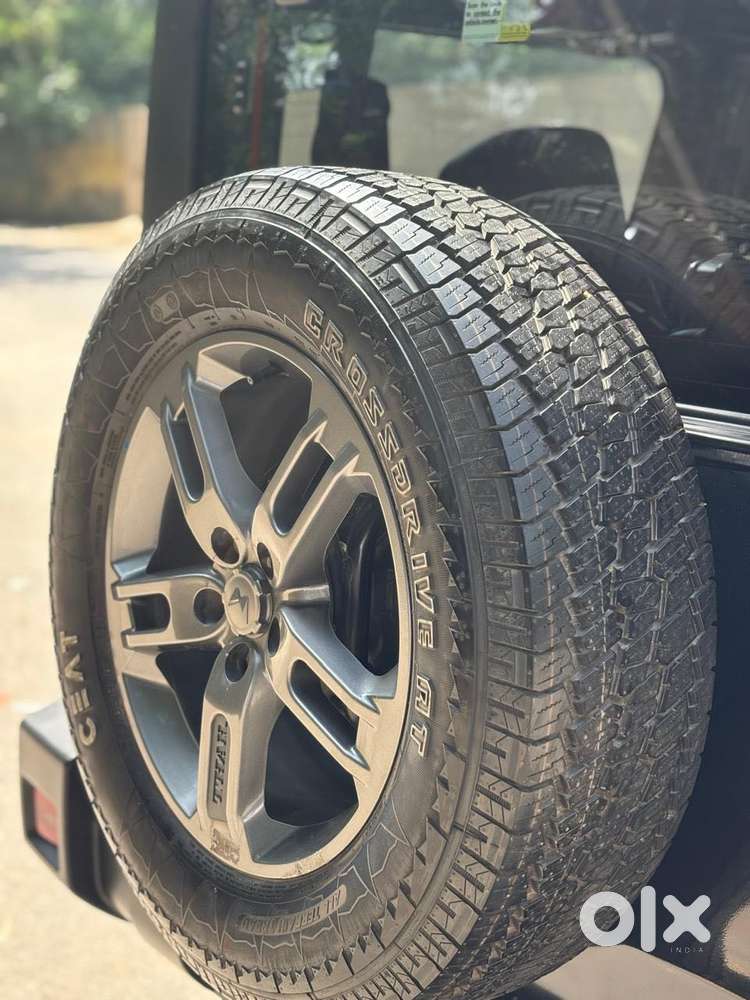 Mahindra Thar, 2022, Petrol