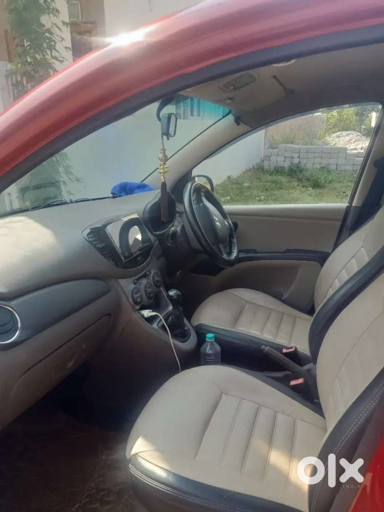 Hyundai I10 Sportz 2011