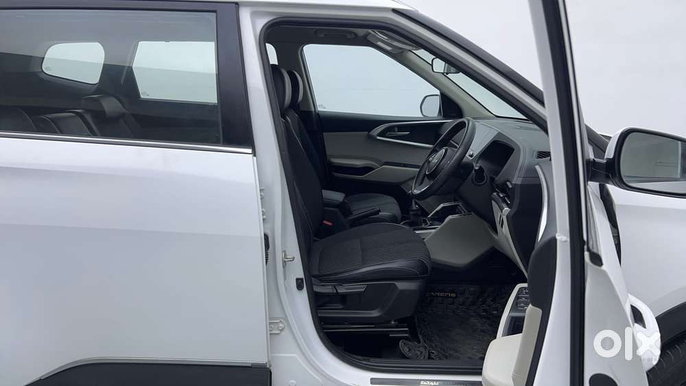 Kia Carens 1.4 Prestige Plus Turbo 7 Str, 2022, Petrol