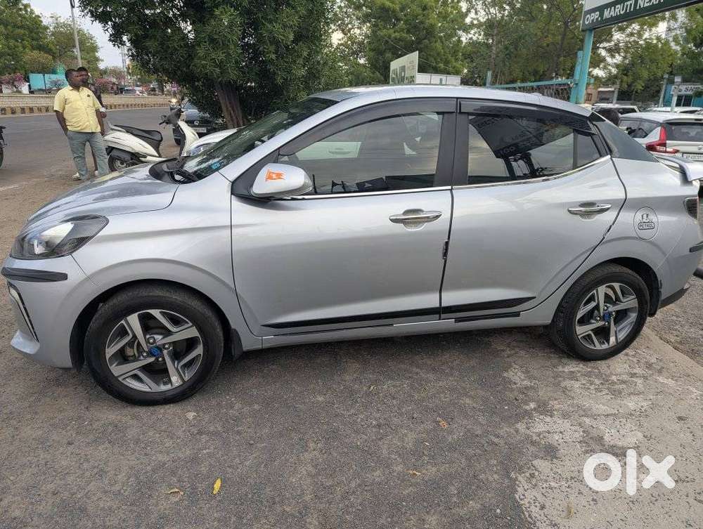 Hyundai Aura 1.2 Sx Cng, 2024, Petrol