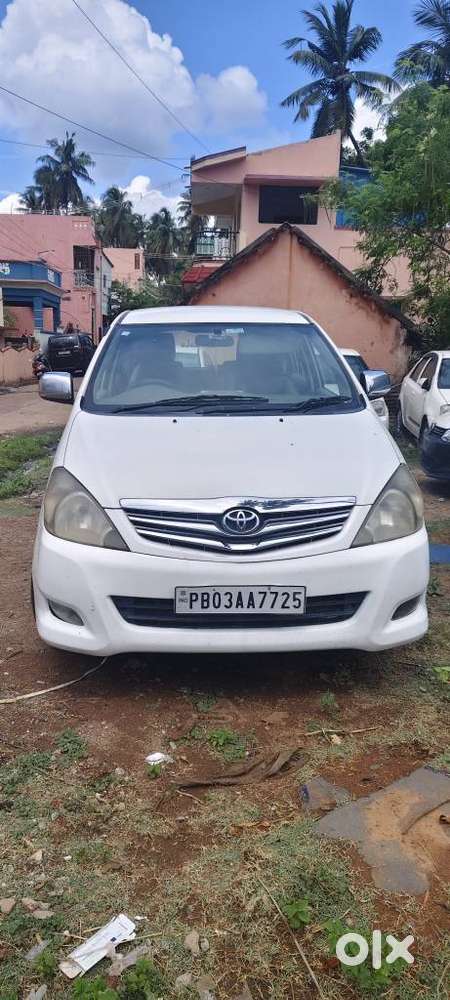 Toyota Innova 2.5 V 7 Str, 2012, Diesel