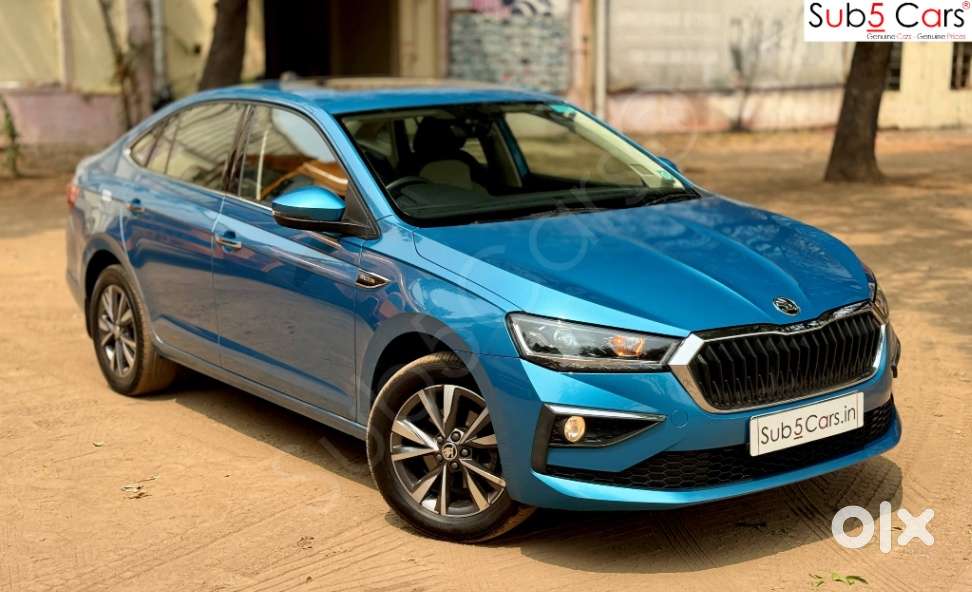 Skoda Slavia 1.0 Tsi Style At, 2023, Petrol
