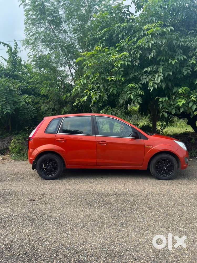 Exchange Or Sell Ford Figo 2014 Well Maintained Top Model