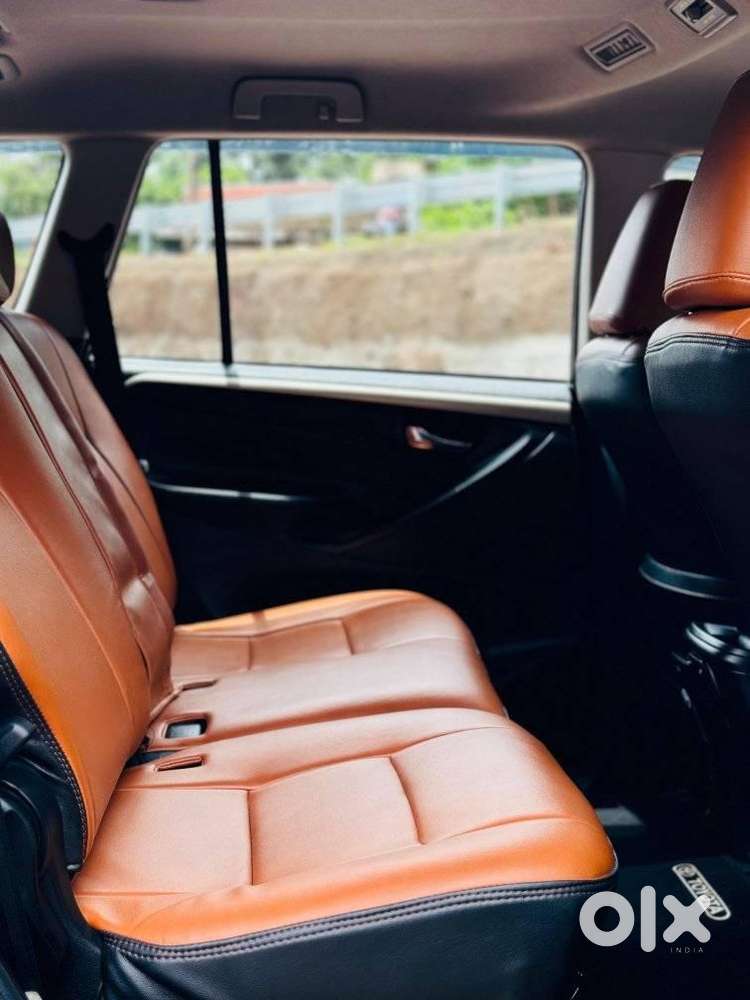 Toyota Innova Crysta 2.4 G Mt 8s, 2021, Diesel